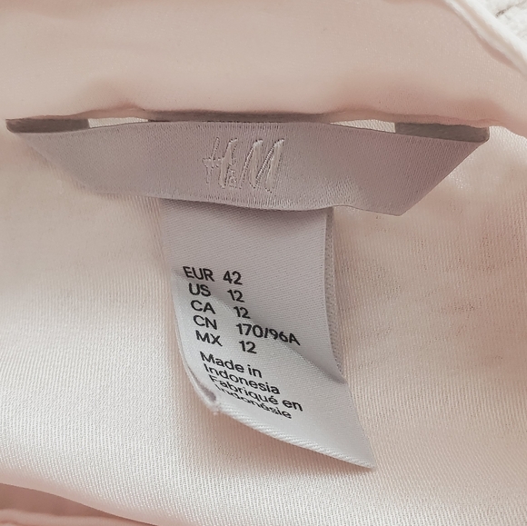 H&M Cream Semi Sheer Blouse - Picture 16 of 16